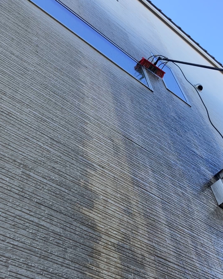 岡崎市 外壁1面を洗浄!